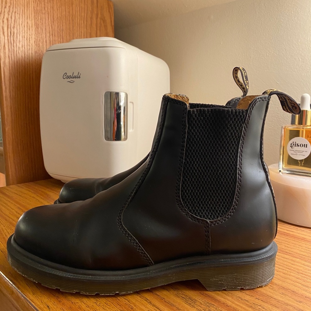 chelsea doc martins 2976